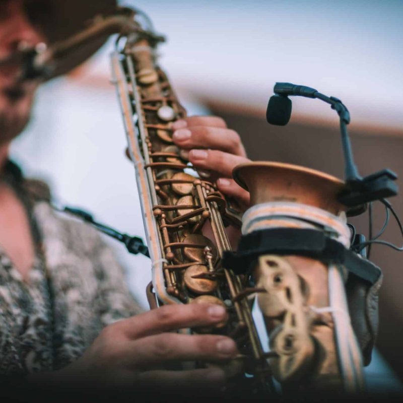 Saxo de Ruben primer plano